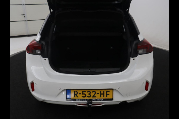 Opel Corsa 1.2 Elegance | Half leder | Cruise control | Dodehoek detectie | Stuur/stoel verwarming | Climate control | Navigatie | CarPlay | Camera | Park assist | Trekhaak