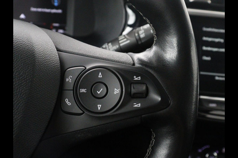 Opel Corsa 1.2 Elegance | Half leder | Cruise control | Dodehoek detectie | Stuur/stoel verwarming | Climate control | Navigatie | CarPlay | Camera | Park assist | Trekhaak