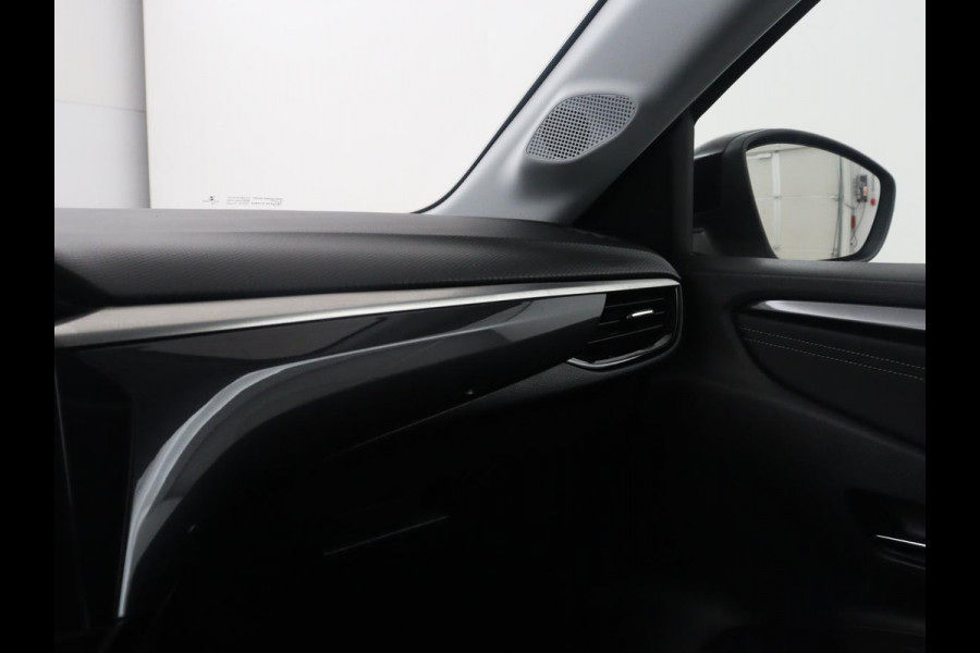 Opel Corsa 1.2 Elegance | Half leder | Cruise control | Dodehoek detectie | Stuur/stoel verwarming | Climate control | Navigatie | CarPlay | Camera | Park assist | Trekhaak