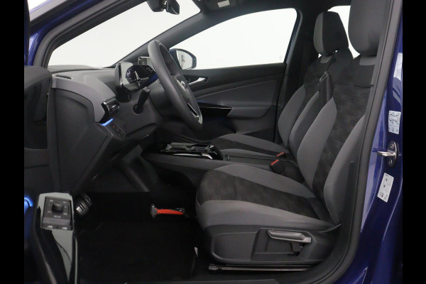 Volkswagen ID.4 Pro 77kWh | SOH 93,8% | Adaptive cruise | Lane assist | Park assist | Climate control | Navigatie | CarPlay | Sfeerverlichting | Trekhaak