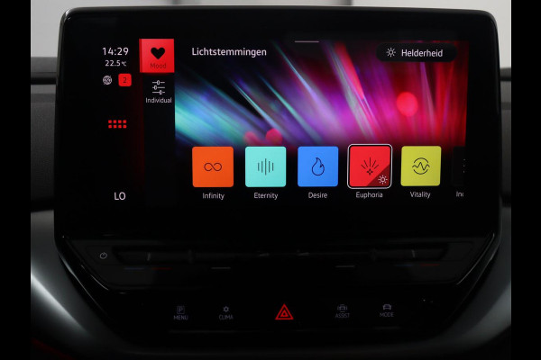 Volkswagen ID.4 Pro 77kWh | SOH 93,8% | Adaptive cruise | Lane assist | Park assist | Climate control | Navigatie | CarPlay | Sfeerverlichting | Trekhaak