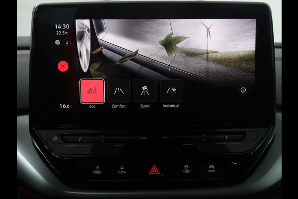 Volkswagen ID.4 Pro 77kWh | SOH 93,8% | Adaptive cruise | Lane assist | Park assist | Climate control | Navigatie | CarPlay | Sfeerverlichting | Trekhaak