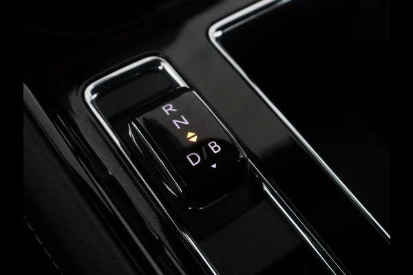 Škoda Enyaq iV 60 Sportline | SOH 92,3% | Leder/alcantara | Adaptive cruise | Stuur/stoel verwarming | Climate control | 3 zone klimaat | Sfeerverlichting | Carplay | Camera | Park assist