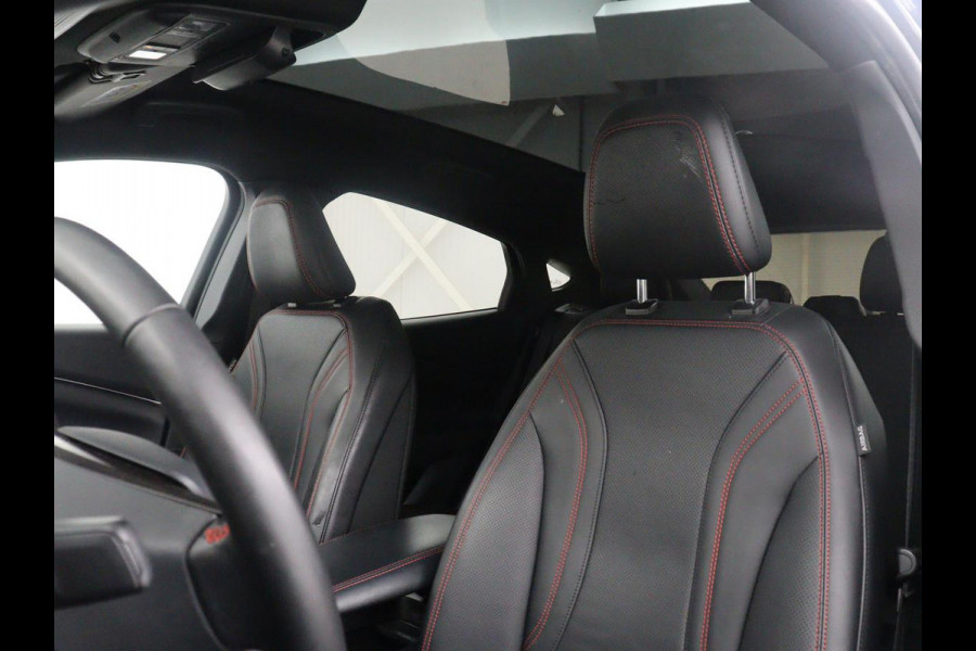 Ford Mustang Mach-E Extended First Edition AWD 98 kWh | SOH 92,4% | Leder | Panoramadak | Memory | Dodehoek detectie | Adaptive cruise | Stuur/stoelverwarming | 360 camera | Park assist | Elektrische achterklep