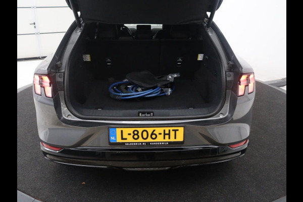 Ford Mustang Mach-E Extended First Edition AWD 98 kWh | SOH 92,4% | Leder | Panoramadak | Memory | Dodehoek detectie | Adaptive cruise | Stuur/stoelverwarming | 360 camera | Park assist | Elektrische achterklep