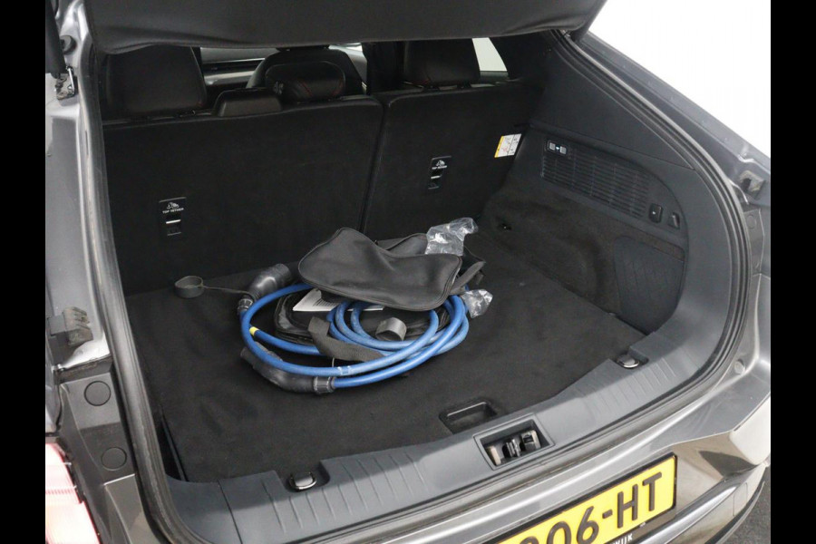 Ford Mustang Mach-E Extended First Edition AWD 98 kWh | SOH 92,4% | Leder | Panoramadak | Memory | Dodehoek detectie | Adaptive cruise | Stuur/stoelverwarming | 360 camera | Park assist | Elektrische achterklep