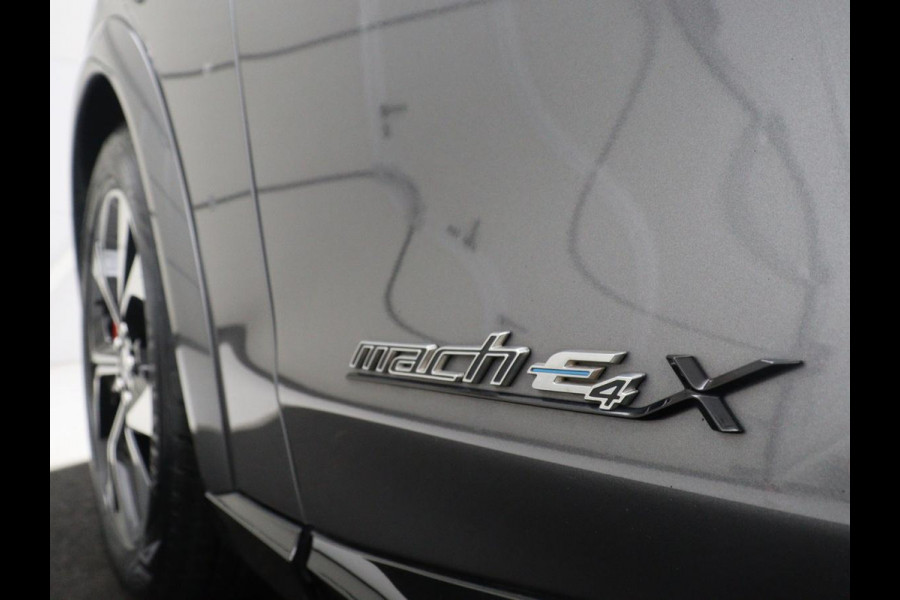 Ford Mustang Mach-E Extended First Edition AWD 98 kWh | SOH 92,4% | Leder | Panoramadak | Memory | Dodehoek detectie | Adaptive cruise | Stuur/stoelverwarming | 360 camera | Park assist | Elektrische achterklep
