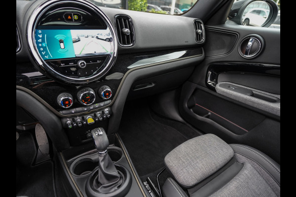 MINI Countryman 1.5 Cooper S E ALL4 | Pano | Driving Ass. Plus | Camera | Trekhaak | Dealer Ond.