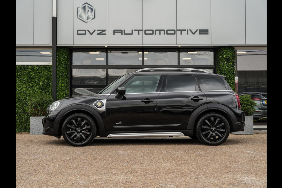 MINI Countryman 1.5 Cooper S E ALL4 | Pano | Driving Ass. Plus | Camera | Trekhaak | Dealer Ond.