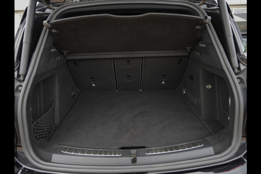 MINI Countryman 1.5 Cooper S E ALL4 | Pano | Driving Ass. Plus | Camera | Trekhaak | Dealer Ond.