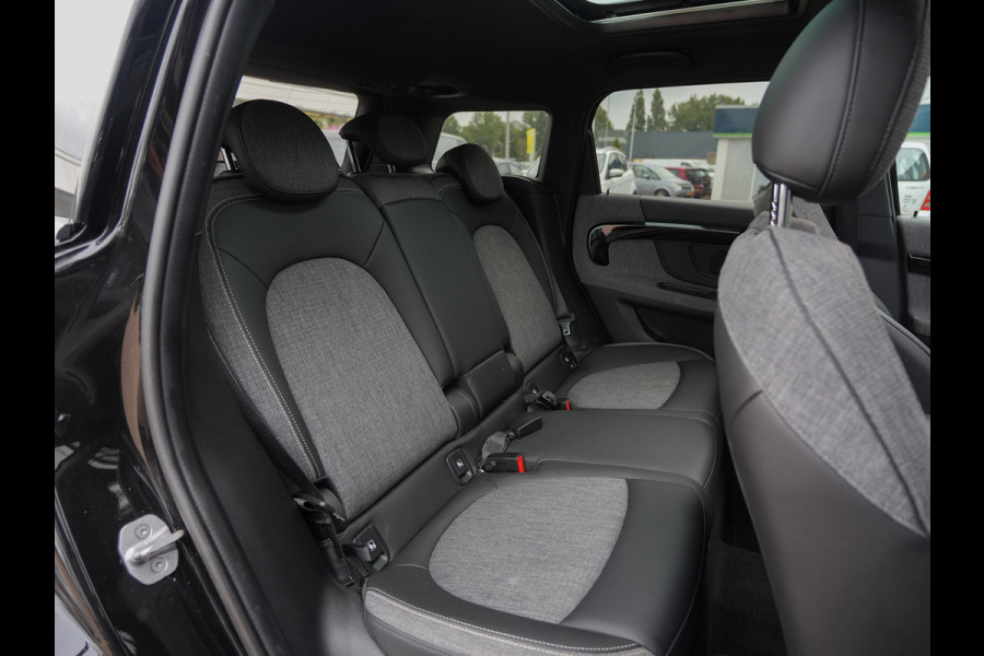 MINI Countryman 1.5 Cooper S E ALL4 | Pano | Driving Ass. Plus | Camera | Trekhaak | Dealer Ond.