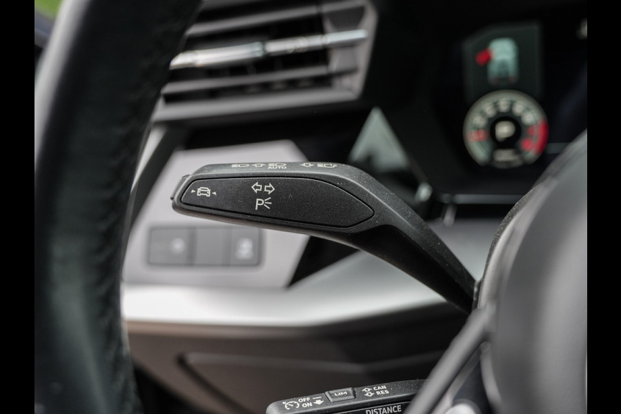 Audi A3 SPORTBACK 30 TFSI 110PK DSG Advanced edition | S-Line | 18" LMV | Camera