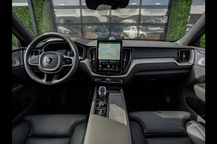 Volvo XC60 2.0 T8 Plug-in hybrid AWD Ultra Dark Exec. Ed. | Luchtvering | B&W sound | Ventilatie | Nieuw
