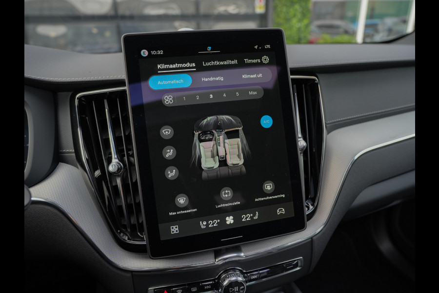 Volvo XC60 2.0 T8 Plug-in hybrid AWD Ultra Dark Exec. Ed. | Luchtvering | B&W sound | Ventilatie | Nieuw