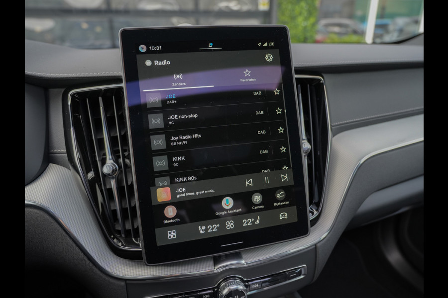 Volvo XC60 2.0 T8 Plug-in hybrid AWD Ultra Dark Exec. Ed. | Luchtvering | B&W sound | Ventilatie | Nieuw