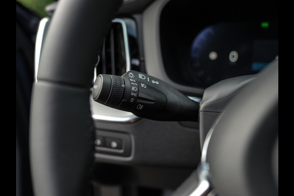 Volvo XC60 2.0 T8 Plug-in hybrid AWD Ultra Dark Exec. Ed. | Luchtvering | B&W sound | Ventilatie | Nieuw