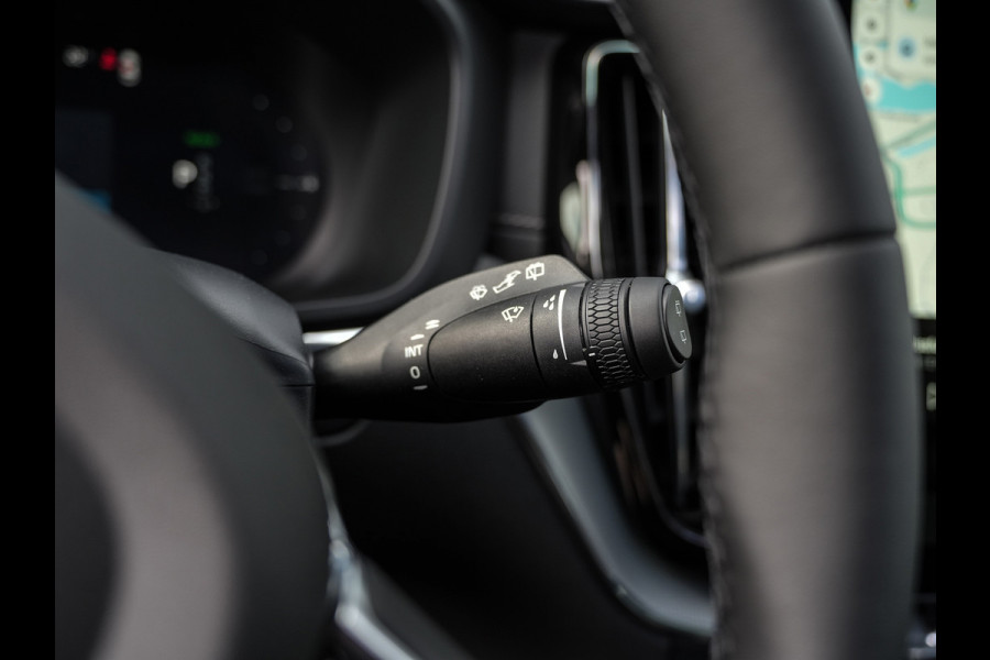 Volvo XC60 2.0 T8 Plug-in hybrid AWD Ultra Dark Exec. Ed. | Luchtvering | B&W sound | Ventilatie | Nieuw