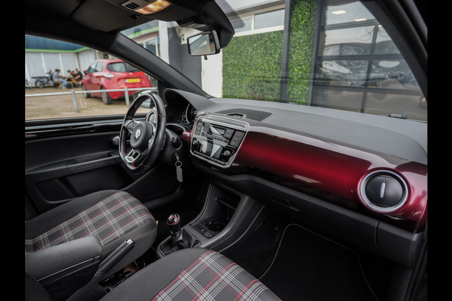 Volkswagen up! 1.0 TSI GTI 116PK | Camera | Clima | Cruise