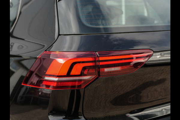 Volkswagen Golf 1.5 TSI R-Line Edition | Pano | Camera | Drive Assist | BTW