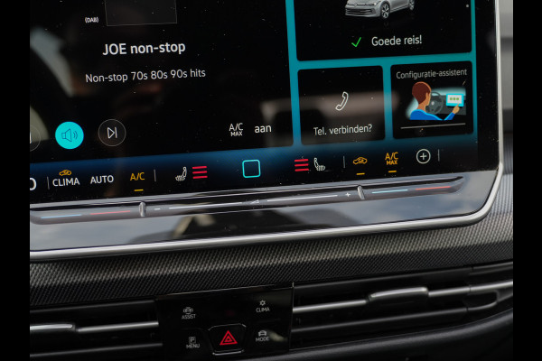 Volkswagen Golf 1.5 TSI R-Line Edition | Pano | Camera | Drive Assist | BTW