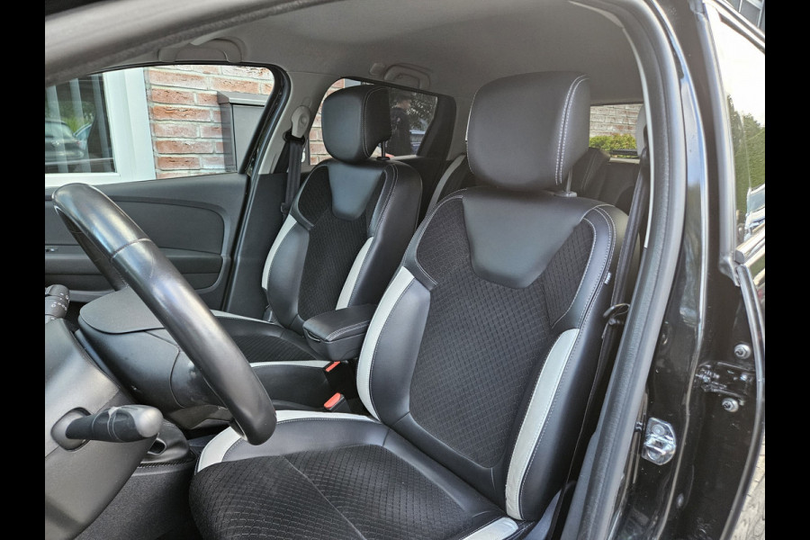 Renault Clio Estate 0.9 TCe Bose Camera! Mooie/Nette Auto! Navigatie! Airco/Clima! Cruise Control!