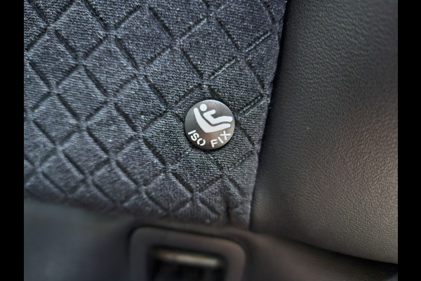 Renault Clio Estate 0.9 TCe Bose Camera! Mooie/Nette Auto! Navigatie! Airco/Clima! Cruise Control!
