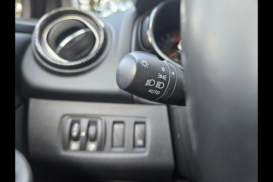 Renault Clio Estate 0.9 TCe Bose Camera! Mooie/Nette Auto! Navigatie! Airco/Clima! Cruise Control!