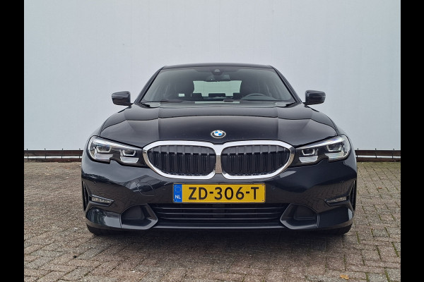 BMW 3-serie 320i Executive Edition Carplay Sport Leder