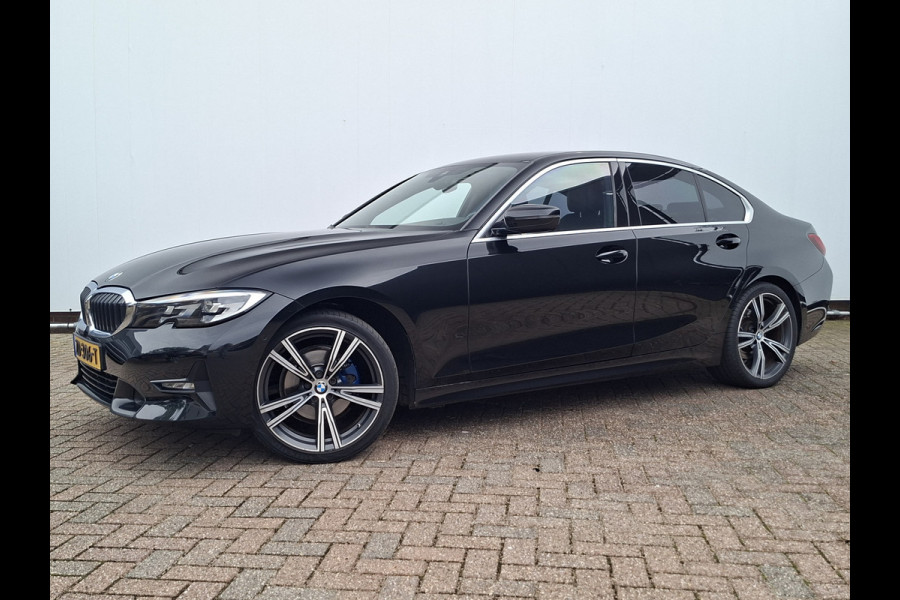 BMW 3-serie 320i Executive Edition Carplay Sport Leder