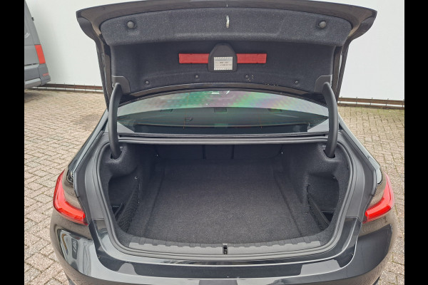 BMW 3-serie 320i Executive Edition Carplay Sport Leder