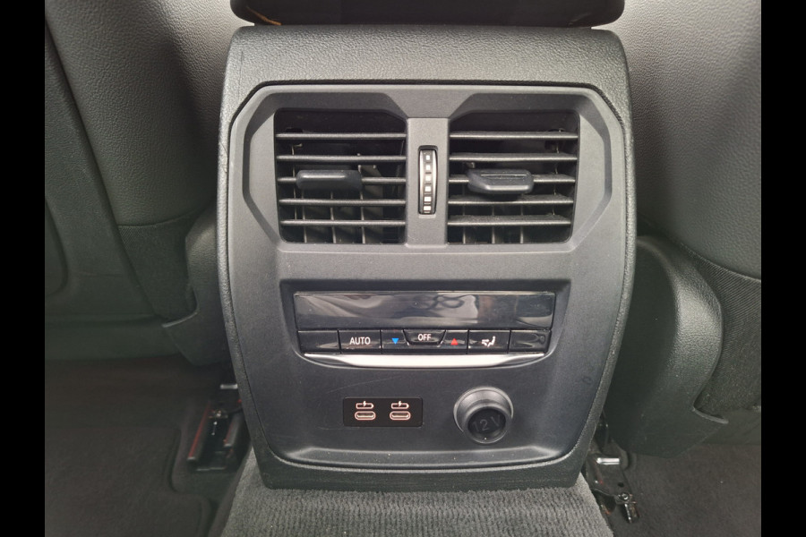 BMW 3-serie 320i Executive Edition Carplay Sport Leder