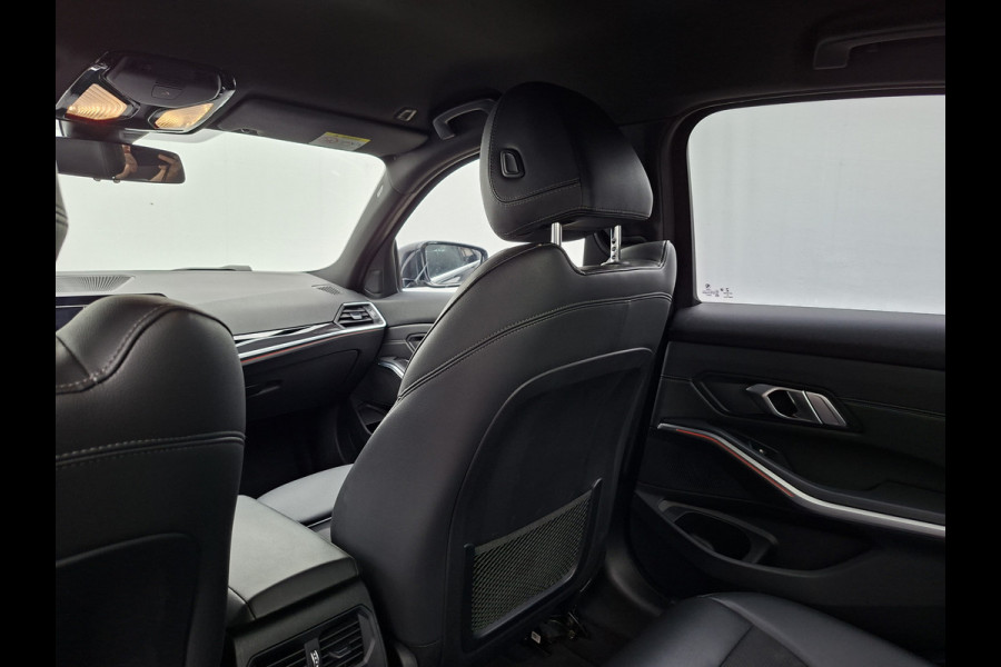 BMW 3-serie 320i Executive Edition Carplay Sport Leder