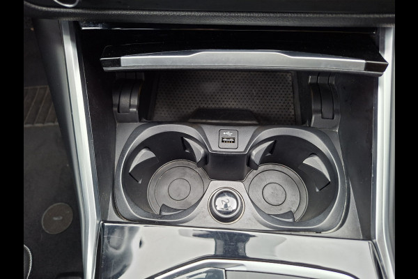 BMW 3-serie 320i Executive Edition Carplay Sport Leder