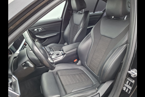 BMW 3-serie 320i Executive Edition Carplay Sport Leder