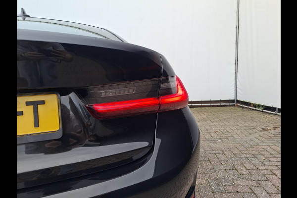BMW 3-serie 320i Executive Edition Carplay Sport Leder