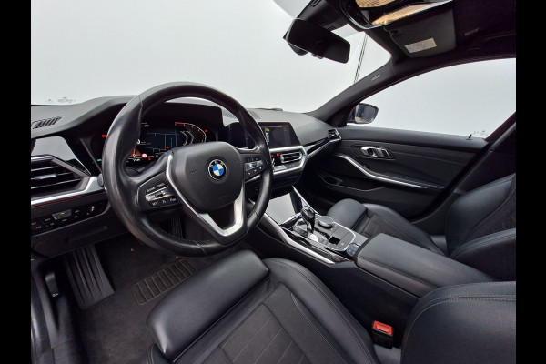 BMW 3-serie 320i Executive Edition Carplay Sport Leder