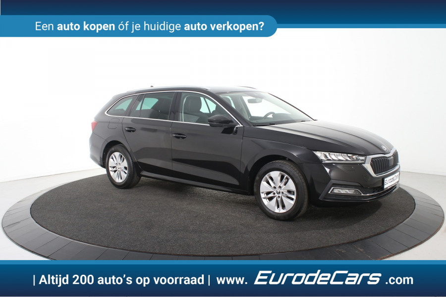 Škoda Octavia Combi Clever *1ste Eigenaar*Navigatie*Ambiente*Keyless*