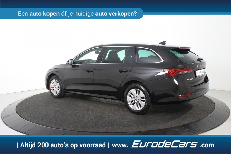 Škoda Octavia Combi Clever *1ste Eigenaar*Navigatie*Ambiente*Keyless*