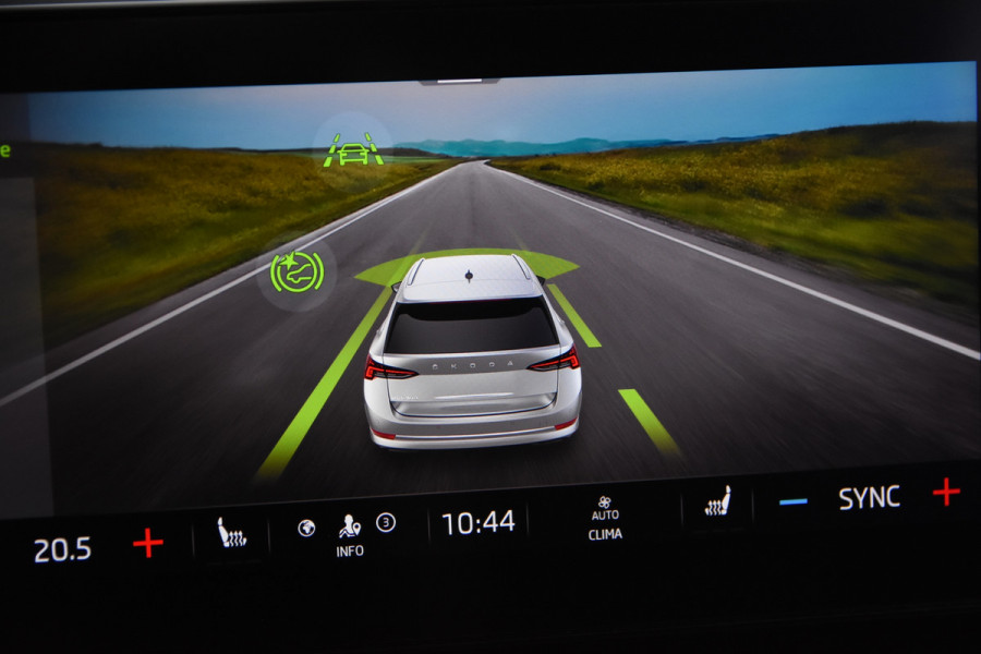 Škoda Octavia Combi Clever *1ste Eigenaar*Navigatie*Ambiente*Keyless*