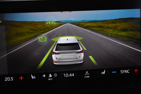 Škoda Octavia Combi Clever *1ste Eigenaar*Navigatie*Ambiente*Keyless*