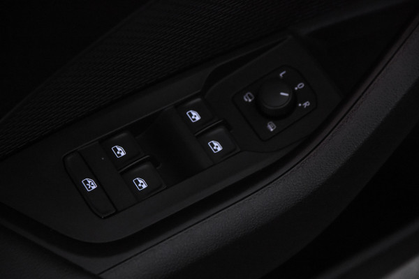 Škoda Octavia Combi Clever *1ste Eigenaar*Navigatie*Ambiente*Keyless*