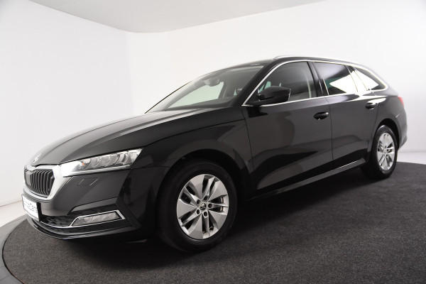 Škoda Octavia Combi Clever *1ste Eigenaar*Navigatie*Ambiente*Keyless*