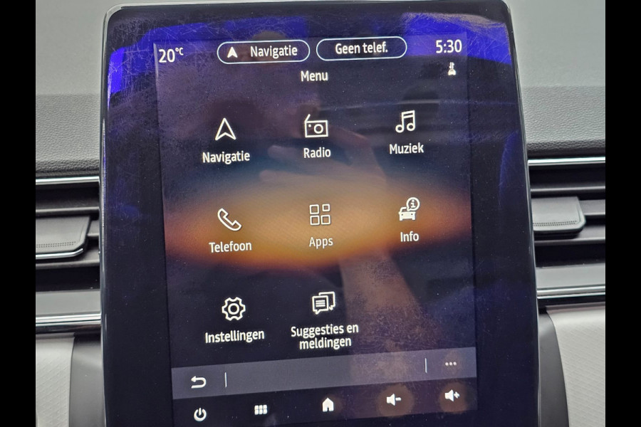 Renault Captur 1.3 TCe 155 Edition One | Navi | Camera | Panodak | Trekhaak | Stoelverwarming |
