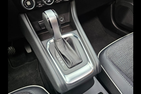 Renault Captur 1.3 TCe 155 Edition One | Navi | Camera | Panodak | Trekhaak | Stoelverwarming |
