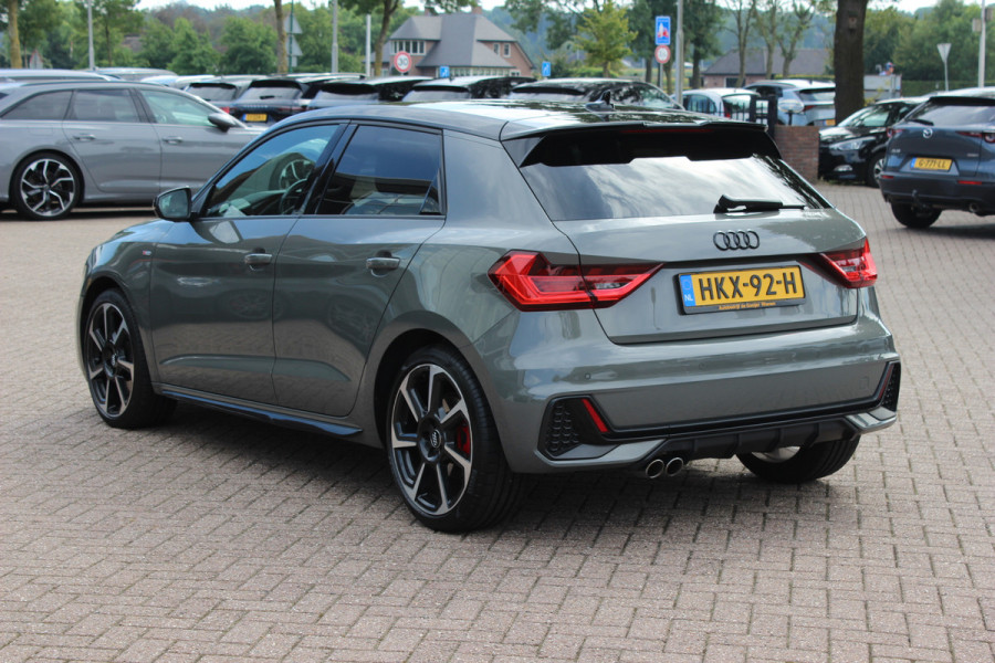 Audi A1 Sportback 40 TFSI S Line edition one / Virtual Cockpit / CarPlay / Keyless / Parkeerhulp V+A / 18'' / Stoelverwarming / Cruise Control