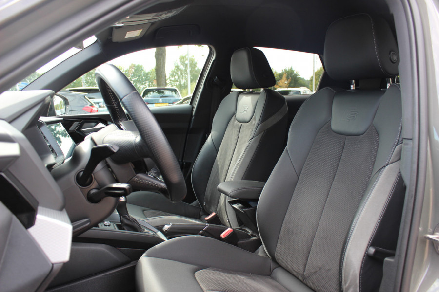 Audi A1 Sportback 40 TFSI S Line edition one / Virtual Cockpit / CarPlay / Keyless / Parkeerhulp V+A / 18'' / Stoelverwarming / Cruise Control