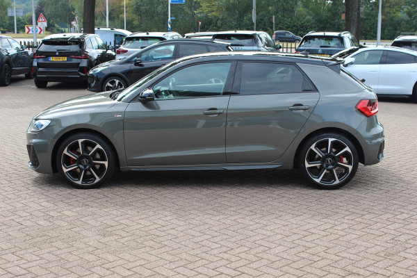 Audi A1 Sportback 40 TFSI S Line edition one / Virtual Cockpit / CarPlay / Keyless / Parkeerhulp V+A / 18'' / Stoelverwarming / Cruise Control