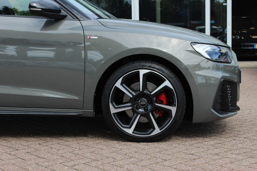 Audi A1 Sportback 40 TFSI S Line edition one / Virtual Cockpit / CarPlay / Keyless / Parkeerhulp V+A / 18'' / Stoelverwarming / Cruise Control