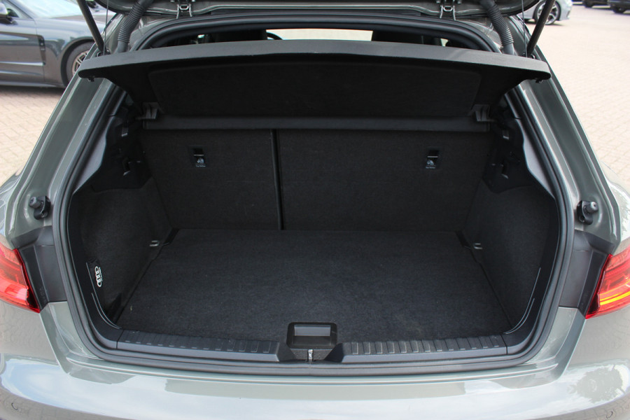 Audi A1 Sportback 40 TFSI S Line edition one / Virtual Cockpit / CarPlay / Keyless / Parkeerhulp V+A / 18'' / Stoelverwarming / Cruise Control