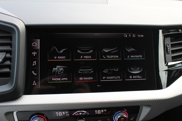 Audi A1 Sportback 40 TFSI S Line edition one / Virtual Cockpit / CarPlay / Keyless / Parkeerhulp V+A / 18'' / Stoelverwarming / Cruise Control